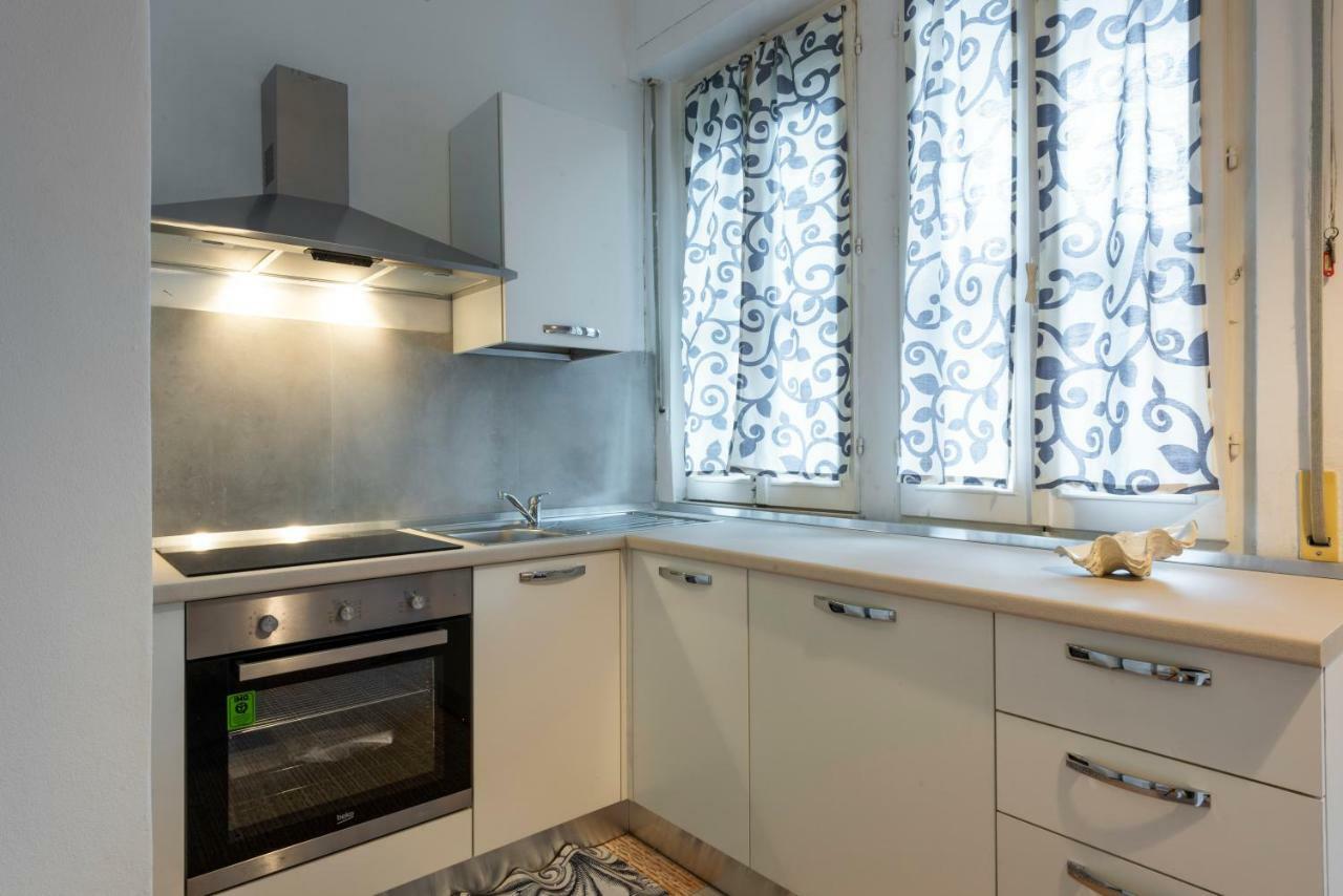 Casa Blu Lägenhet Follonica Exteriör bild